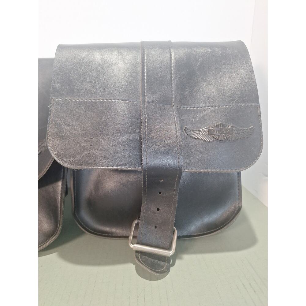 Harley-Davidson NOS Latigo Leather Sport Slant Saddlebags 91000-82A